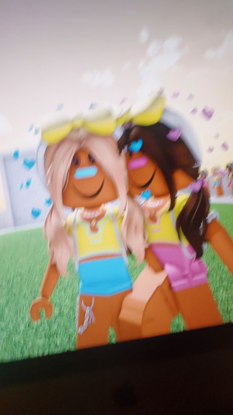 Preppy Roblox, Preppy Pfp, Preppy Summer Outfits, Adopt Me, Cute Simple Wallpapers, Preppy Summer, Simple Wallpapers, U Can, Cute Wallpapers