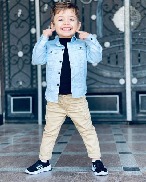 Picture Day Outfits, Jean Jacket Outfits, Denim Jacket Outfit, Baby Boy Dress, Kids Dress Wear, Toddler Boy Fashion, Jacket Outfit