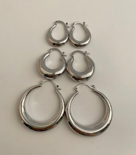 Chunky Silver Jewellery, Earring Simple, Earrings Dangle Simple, Earring Hoop, Chunky Hoop Earrings, Chunky Earrings, Dope Jewelry, Jewelry Essentials, Funky Jewelry