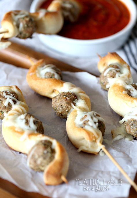 Meatball Sub on a Stick Meatball Subs On A Stick, Frozen Recipes, Meatball Sub, Meatball Subs, Think Food, Finger Food Appetizers, Football Food, Corn Dogs, Vodka Cocktails