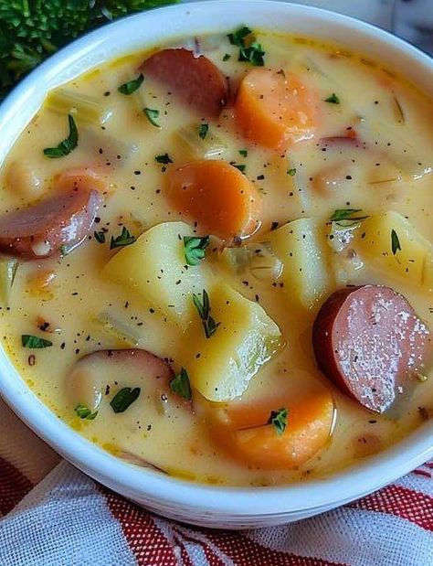 Keto & Low-Carb Recipes - MasterChef | KETO KIELBASA SOUP WITH CAULIFLOWER I love this quick & easy recipe and it’s a treat for Beginners... | Facebook Keto Kielbasa Soup With Cauliflower, Keto Kielbasa, Soup With Cauliflower, Kielbasa Soup, Carb Free Recipes, Crockpot Stuffed Peppers, Keto Soups, Pie Bar Recipes, Free Keto Meal Plan