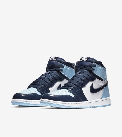 Womens Jordan 1 High, Navy Blue Jordans, Jordan 1 Blue Chill, Jordan 1 Blue, Blue Chill, All Jordans, Futuristic Shoes, Shoes Wallpaper, Jordan Blue