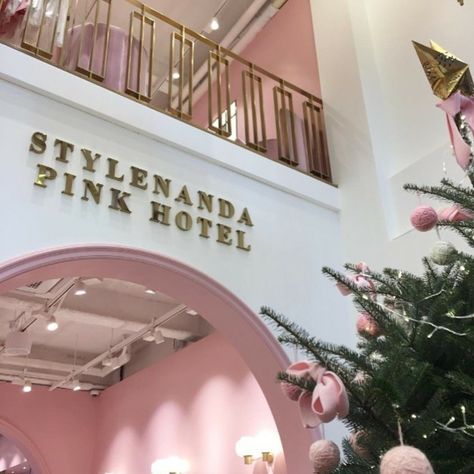 Stylenanda Pink Hotel, Pink Hotel, Cosmetic Shop, Aesthetic Pinterest, Salon Design, Soft Grunge, Green Wall, Oh The Places Youll Go, Pastel Aesthetic