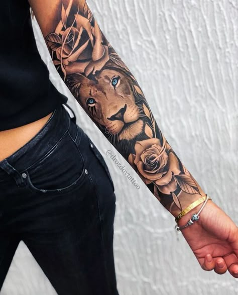 Tato 3d, Tattoo Fairy, Lion Tattoo Sleeves, Feminine Tattoo Sleeves, Forearm Sleeve Tattoos, Inspiration Tattoos, Forearm Tattoo Women, Irezumi Tattoos, Stylist Tattoos