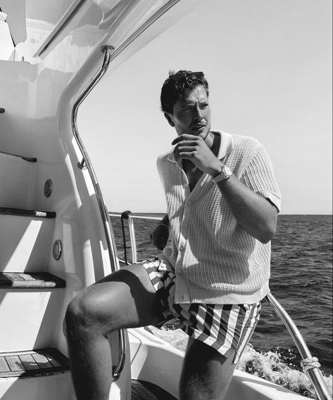 Yacht Poses, Money Mood, Classy Style Outfits, Type Of Girlfriend, Beach Outfit Men, Greek Royal Family, Seaside Style, Summer Fashion Beach, Boyfriend Goals