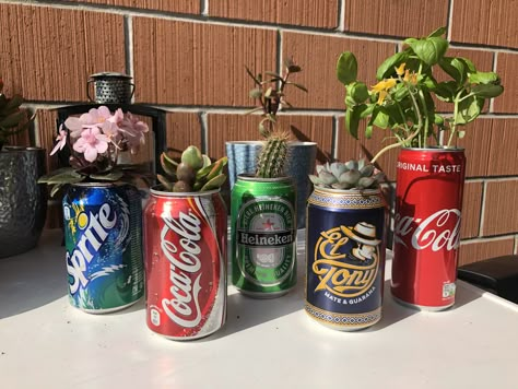 Simply made in 5‘. Plants In Cans, Can Diy Ideas, Uni Room, Cute Diy Room Decor, College Room, Diy Cans, Future Apartment, Room Makeover Inspiration, Cute Room Decor