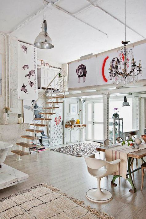 a magical bohemian loft Bohemian Loft Apartment, Vintage Loft, White Loft, Loft Stil, Casa Vintage, Loft Living, Loft Apartment, Bedroom Loft, Loft Spaces