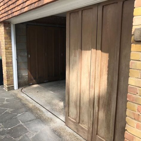 Look at this garage door! It has an opening that is pushed to the side, making it look simple and quite space saving. At the bottom it is equipped with a rail that will make it easier for everyone to operate this garage door. This time we are using a slide to the side garage door which is made using wood so that it will present an attractive rustic look and manage to steal the show. Slide to the Side Garage Doors from @hollingtondoors Sliding Garage Doors Wood, Side Garage Door, Folding Garage Doors, Rv House, Garage Door Lights, Side Hinged Garage Doors, Garage Door Track, Side Garage, Retractable Glass Doors