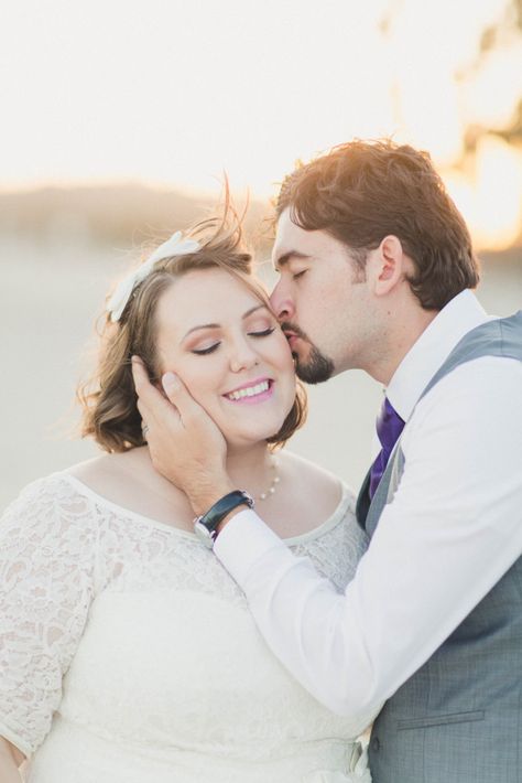 {Real Plus Size Wedding} Modern Vintage Courthouse Wedding in California | Clarissa Koenig Photography Vintage Courthouse Wedding, Photography Plus Size, Fat Bride, Plus Size Photography, Pic Pic, Wedding In California, Plus Size Brides, Plus Size Bride, Anniversary Photoshoot