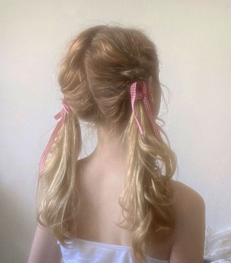 Pigtail Aesthetic, Peinados Fáciles Para Cabello Corto, Lily Rose Depp, Dream Hair, Aesthetic Hair, Pretty Hairstyles, Aesthetic Girl, Hair Goals, Lana Del Rey