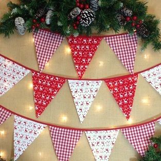 Christmas Bunting Diy, Christmas Bunting Ideas, Easter Tree Diy, Christmas Decorations Sewing, Diy Tree Decor, Bunting Diy, Easter Tree Ornaments, Making Flowers, Christmas Bunting