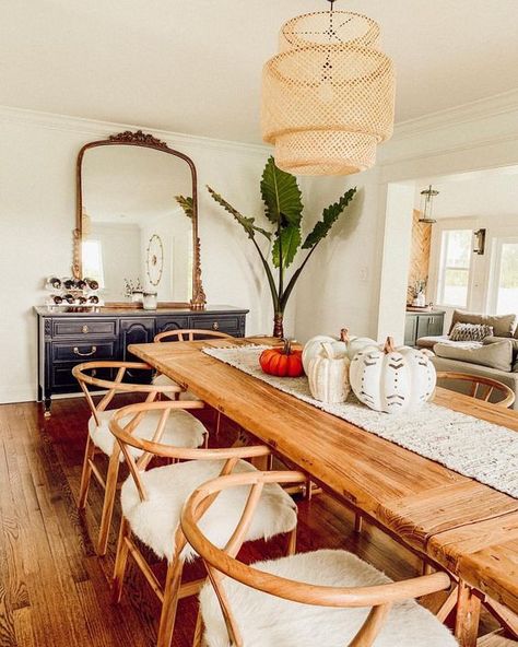 Black And Gold Dining Room, Feng Shui Dining Room, Rustic Armoire, Dining Room Mirror, Bohemian Dining Room Decor, Room Feng Shui, Gold Dining Room, Dining Room Design Ideas, Bohemian Dining Room