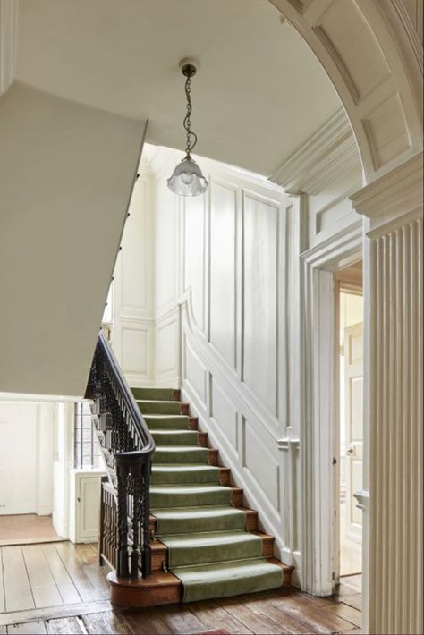 Georgian Staircase, Closed Staircase, Traditional Staircase, Interior Staircase, Hallway Designs, Hallway Design, Georgian Homes, Casement Windows, House Stairs