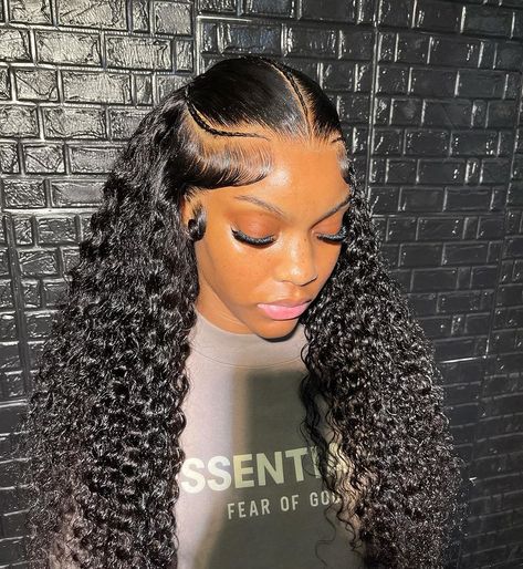 Ways To Style Your Hair, Luxury Hair Extensions, Frontal Wig Hairstyles, Style Wig, Wig Install, Hd Lace Frontal, Frontal Hairstyles, Glueless Wigs, Deep Wave Hairstyles