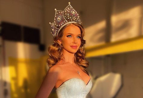 PAGEANT Circle: Miss Universe Russia 2020 is Alina Sanko Alina Sanko, Oxana Fedorova, Miss Russia, Miss Universe, Miss World, Forever Grateful, Kraken, Aesthetic Clothes, Russia