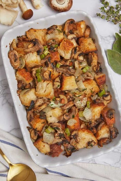 Mushroom Stuffing Recipe Ground Beef Mushroom Recipe, Thanksgiving Dinner Sides, Mushroom Stuffing, Broccoli Salad With Cranberries, Sage Stuffing, Dressing Recipes Thanksgiving, Celery Recipes, Chili Lime Chicken, Stuffing Ingredients