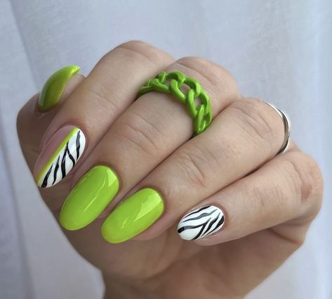 Summer Almond Nails, Lime Nails, Zebra Nail Art, Lime Green Nails, Makeup Nails Designs, Diy Designs, Zebra Nails, Pink Manicure, Matte Nails Design