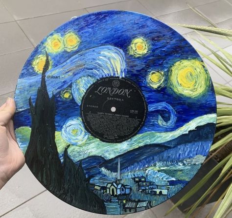 Lp Painting, Painted Records Vinyl, Vinyl Record Painting Ideas, Record Painting Ideas, Vinyl Record Painting, Vinyl Record Art Ideas, Painted Records, Vinyl Paintings, Cd Wall Art