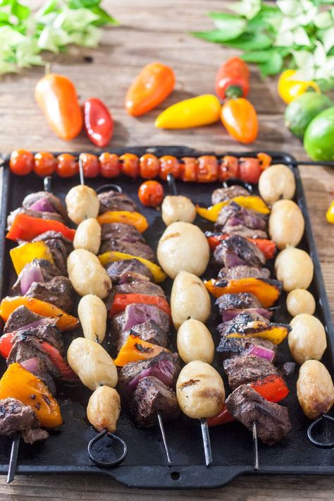 Have you ever grilled venison? You really should! Easy and delicious marinade makes them ultra tender! #venison #kabob #kebabs #grilling #summerrecipe #summer #steak #fallrecipes #hunting #game #gamerecipe #fieldtotable Venison Kabobs, Potato Kabobs, Cooking Venison Steaks, Shishkabobs Recipe, Steak Kebabs, Seared Salmon Recipes, Deer Recipes, Venison Steak, Grilling Kabobs