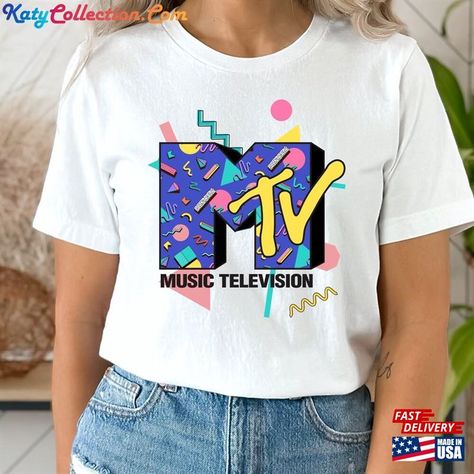 Mtv Shirt, Class Reunion, Gaming Shirt, Classic Games, School Shirts, Vintage Shirts, Abstract Print, Mtv, Timeless Fashion