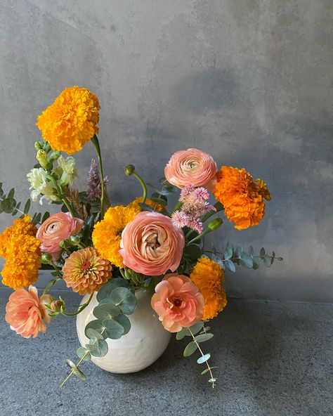 This week’s customer favorite combo! We love everything about Marigolds! This same combination works wonderful with a pop or red or some coral peonies! Peony Marigold Bouquet, Marigold Bouquet, Coral Peonies, Bouquet Flower, Flower Shop, Future House, Flowers Bouquet, Peonies, Mood Board