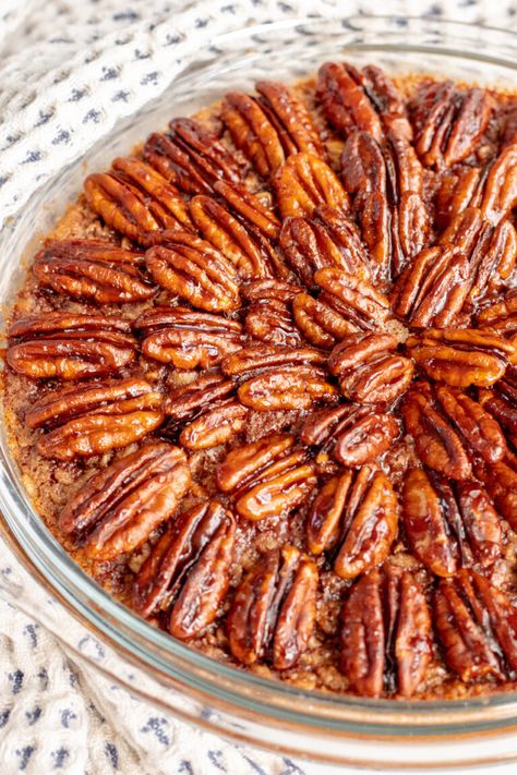 Pecan Oatmeal, Oatmeal Porridge, Breakfast Prep, Pecan Nuts, Baked Oats, Weekend Breakfast, Overnight Oats Recipe, No Bake Pies, Oats Recipes