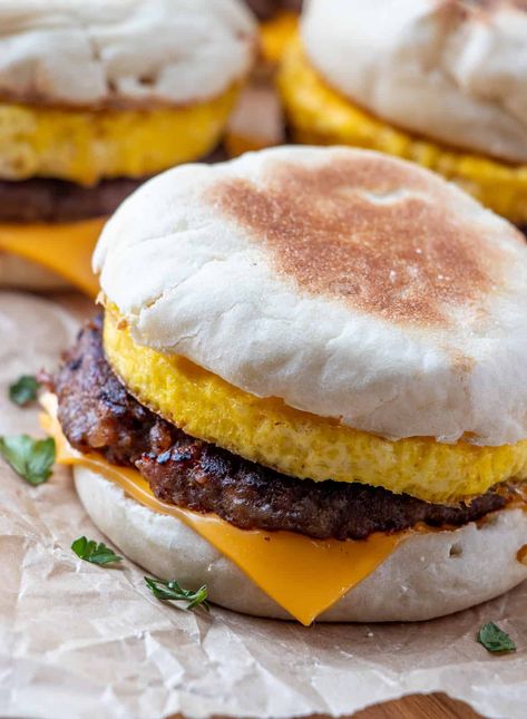 Want one of your favorite takeout items at home? This Copycat Sausage Egg McMuffin is seriously tasty, filling and everyone absolutely loves them. Sausage Egg Mcmuffin, Sausage And Egg Mcmuffin, Sausage Mcmuffin, Croissant Breakfast Sandwich, Egg Mcmuffin, Tater Tot Breakfast, Croissant Breakfast, Sausage Patty, Homemade Breakfast