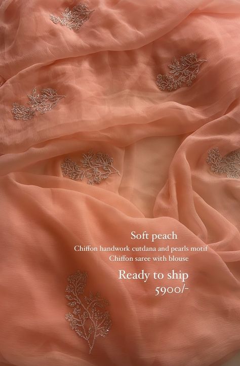 Hand Work Embroidery Saree, Saree Fancy, Ladylike Dress, Peach Saree, Clothes Embroidery Diy, Simple Saree Designs, Simple Hand Embroidery Patterns, Floral Print Sarees, Chiffon Sarees