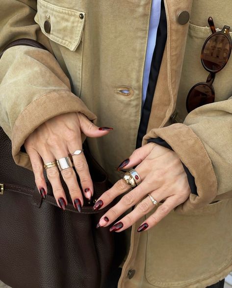 chloehayward_ tortoise shell nails Tortoise Shell Nails, Chloe Hayward, Shell Nails, Fall Nail Inspo, Hand Jewelry Rings, Meaningful Gifts For Her, Dark Red Nails, Nail Jewels, Jenny Bird