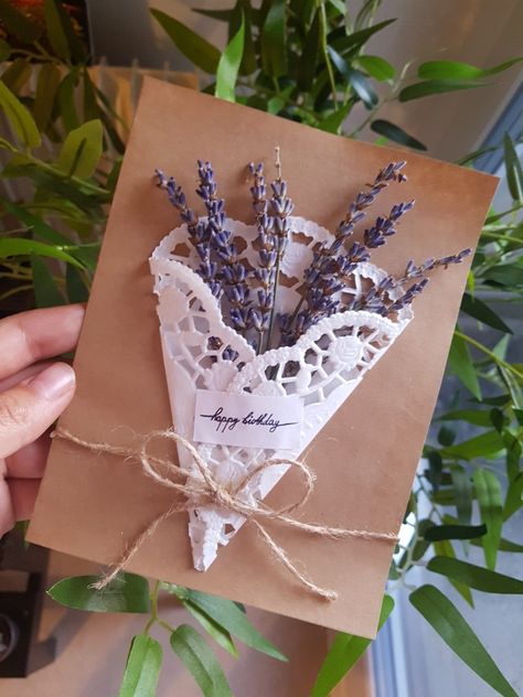 #DIY #selfmade #lavender #birthday #present #mother #happybirthday #birthdaycard Diy Mum Birthday Gifts, Mom Birthday Ideas Diy, Birthday Present Ideas For Mum, Birthdaycard Selfmade, Diy Bday Gifts For Mom, Birthday Card For Mother, Mindful Thinking, Bday Gifts For Mom, Lavender Birthday