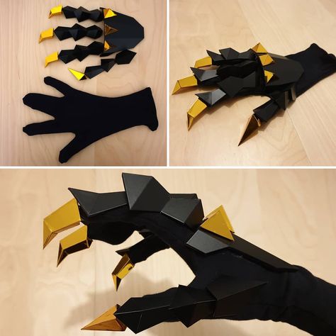 Finished Anubis' claws! 🙌 I had to sew 3 different gloves to get them right but I learned a bunch 😀 Character by @huizo_art &… Claw Gloves Diy, Diy Claws, Anubis Cosplay, Claw Hands, Gloves Diy, Claw Gloves, Cosplay Diy, Cosplay Props, Cardboard Crafts