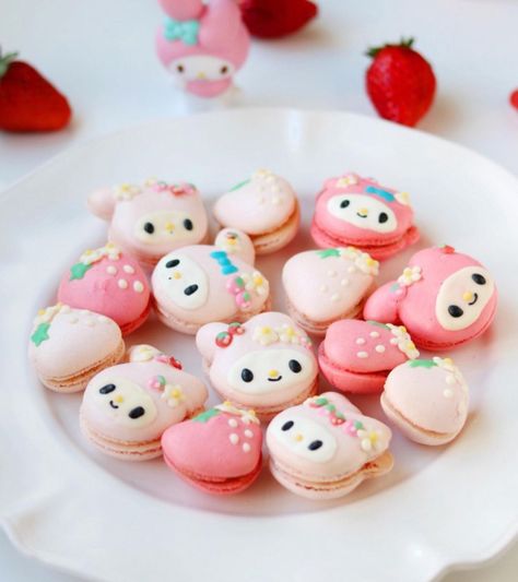 Space Candy, Kawaii Dessert, Kawaii Cooking, Sleepover Food, Cute Baking, Hello Kit, Cute Snacks, Macaron Recipe, Kawaii Food