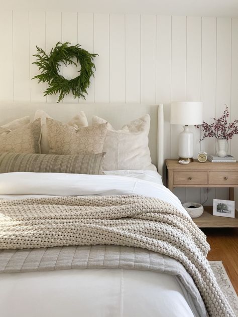 Holiday bedroom, vertical shiplap Vertical Shiplap Behind Bed, Vertical Shiplap Bedroom, Bedroom Shiplap Wall, Shiplap Wall Bedroom, Vertical Shiplap Wall, Shiplap Headboard, Shiplap Bedroom, Modern Coastal Bedroom, Vertical Shiplap