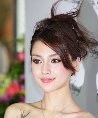 Angelababy Angela Baby, Korean Makeup Tutorials, Pretty Makeup Looks, Asian Bridal, Best Beauty Tips, Bright Spring, Asian Makeup, Pretty Makeup, Beauty Face