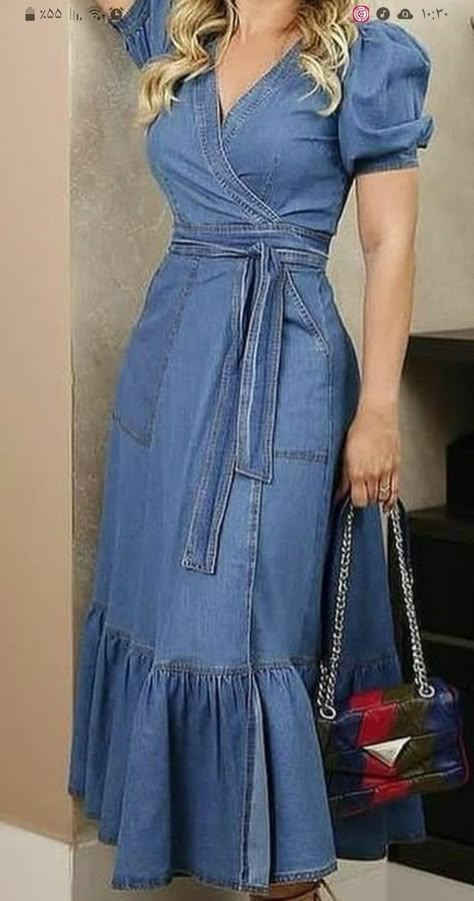 Jeans Gown, Chique Outfit, Denim Maxi Dress, Women Dresses Classy, Modest Dresses Casual, Classy Dress Outfits, Stylish Dress Designs, Classy Dress, Modest Dresses