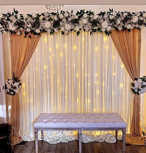 Events & Luxury Balloons on Instagram: “Today’s home nikkah setup ✨🌺 contact @events.by.allure today via Dm/Email to book your special event! 📩 #weddingevents #events…” Walima Decoration At Home, Ganpati Decoration Setup, Stage Decorations Simple Event, Nikkah Home Decor Ideas, Home Nikah Decor Ideas, Engagement Decore Ideas, Simple Engagement Setup At Home, Nikkah Decorations At Home, Nikah Setup At Home