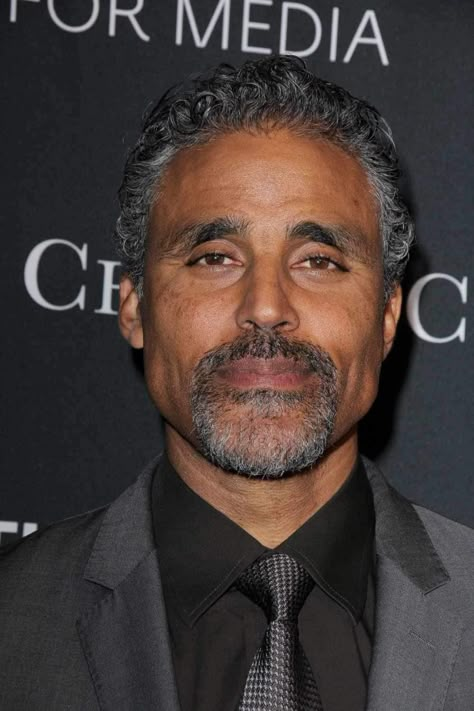 Rick Fox, Squid Game Cast, Handsome Older Men, Interesting Conversation, Fine Black Men, Men Faces, Men Hairstyles, Fourth Wing, A Pond