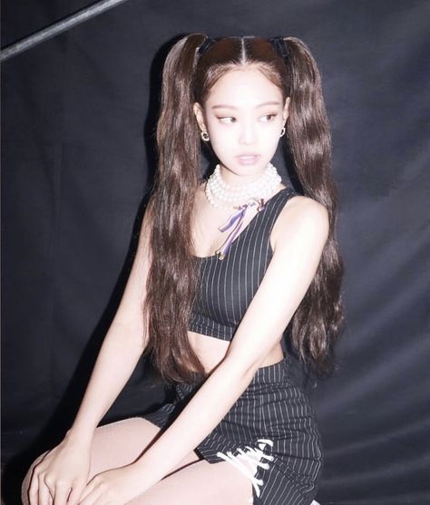 Jennie Blackpink Ddu Du Ddu Du, Blackpink Jennie Ponytail, Jennie Two Ponytail, Jennie In Ponytail, Kpop Ponytail, Jennie Ddu Du Ddu Du, Idol Girl, Two Ponytails, Kpop Hair