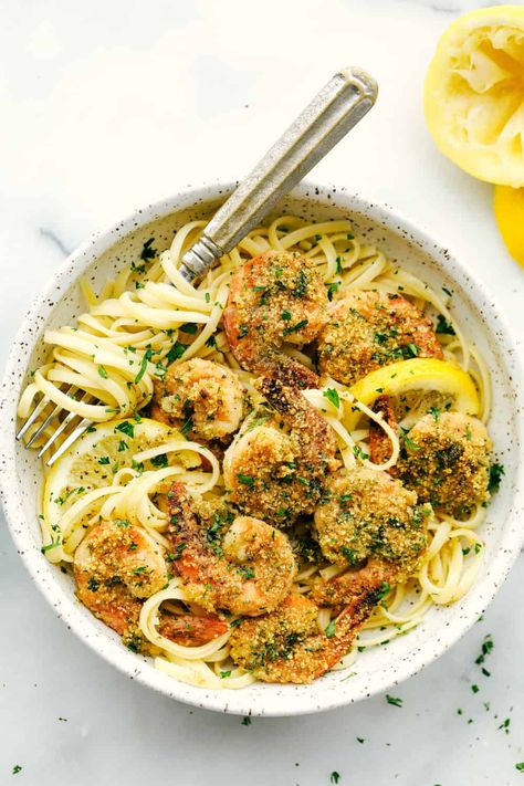 Lemon Garlic Shrimp Scampi Scampi Sauce Recipe, Shrimp Scampi Pasta Recipes, Easy Shrimp Scampi Recipe, Garlic Shrimp Scampi, Garlic Parmesan Shrimp, Scampi Sauce, Spicy Garlic Shrimp, Lemon Garlic Shrimp Pasta, Easy Shrimp Scampi