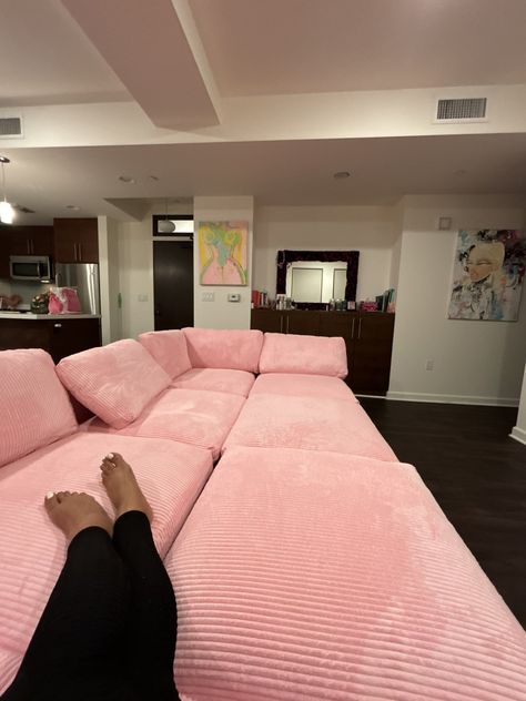 Pretty Apartment Aesthetic, Living Room Decor Ideas Apartment, Girly House Decor, Apartment Decor Pink, First Apartment Goals, Pink Apartment Decor, Room Decor Furniture, Pink Apartment, Own Apartment