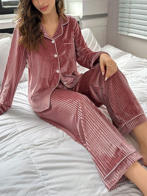 Ensemble de pyjama avec col châle en velours unicolore Vieux Rose Femme-Décontractée    Unicolore Ensembles avec pantalon Extensibilité légère Tout Women Sleep & Lounge, size features are:Bust: ,Length: ,Sleeve Length: Pajama Onesie, Pijama Satin, Lounge Fashion, Floral Pajama Set, Velvet Shawl, Plain Pants, Comfortable Pajamas, Winter Pajamas, Pant Sets