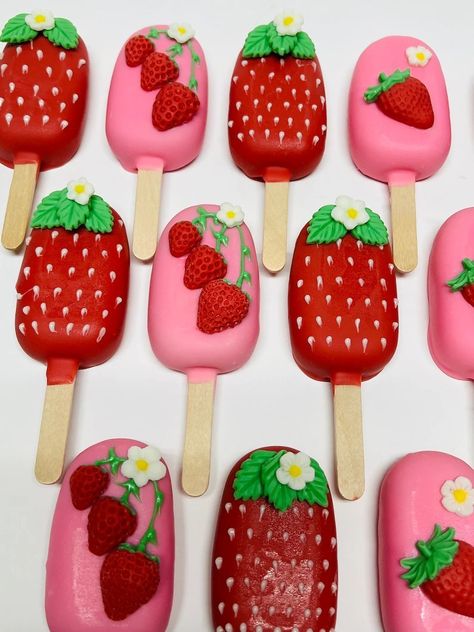 Strawberry Shortcake Strawberries, Strawberry Shortcake Treats, Strawberry Shortcake 1st Birthday, Strawberry Centerpiece Ideas, Birthday Cakesicles, Strawberry Baby Shower Theme, Strawberry Themed Party, Strawberry Shortcake Birthday Cake, Strawberry Birthday Party