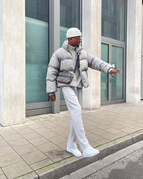 1,044 Likes, 64 Comments - PRETTY LAURENT (@pierre.laurent) on Instagram: “Only christian if it's Dior” Prada Outfit Men, White Beanie Outfit, Pierre Laurent, Men Drip, Puffer Jacket Outfit Men, Streetwear High Fashion, Winter Outfits Men Streetwear, Fake Louis Vuitton, Outfits Men Streetwear