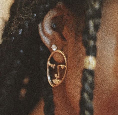 Ear Rings, Close Up, Braids, Gold, Black, Plaits