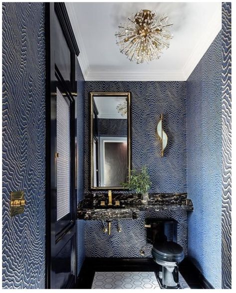 Gold Bathroom Decor, Powder Room Wallpaper, Black Toilet, Powder Room Design, Unique Chandeliers, Dekor Diy, Circa Lighting, Gold Bathroom, Chic Bathrooms