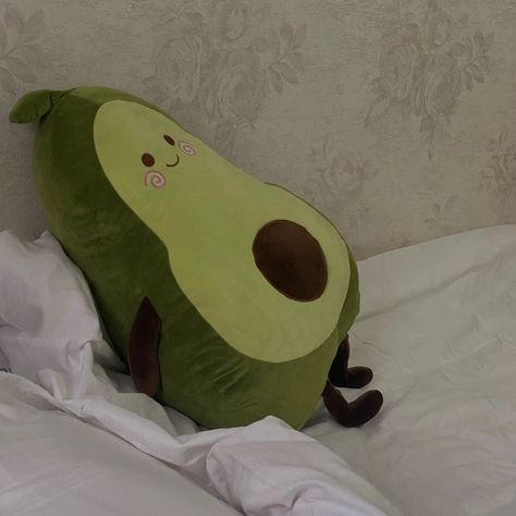 Avocado Plushies Aesthetic, Avacados Aesthetic, Avocado Plushie, Green Pic, Hello November, Soft Toy Patterns, Aesthetic Room Ideas, Girly Phone Cases