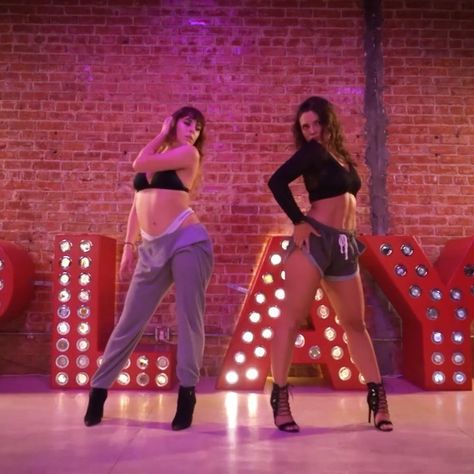 Jade Chynoweth on Instagram: “In honor of @abigailbrockman turning 22! Here’s a little throwback video.  Happy bday Abby!!!!💕 Choreo: @abigailbrockman Filmed:…” Turning 22, Jade Chynoweth, No Looking Back, Dancer Quotes, Seeing Double, Bust A Move, Neon Lights, Dance Poses, My Girl