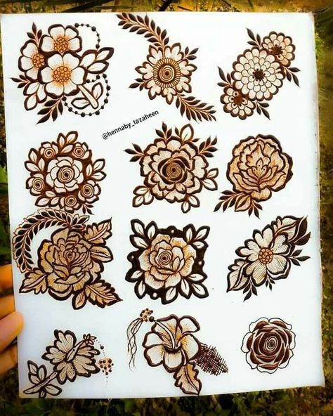 Mehendi Patches, Floral Mehendi, Khafif Mehndi Design, Legs Mehndi Design, Mehndi Designs Bridal Hands, Design Henna, Rose Mehndi Designs, Very Simple Mehndi Designs, Simple Mehndi Designs Fingers