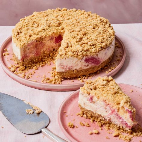 Jane's Patisserie Rhubarb Cheesecake Recipe | Easy Dessert Idea Janes Patisserie, Rhubarb Crumble, Easy Cheesecake Recipes, Rhubarb Recipes, Dessert Dips, Crumble Topping, Soft Cheese, Cheesecake Recipes, Rhubarb