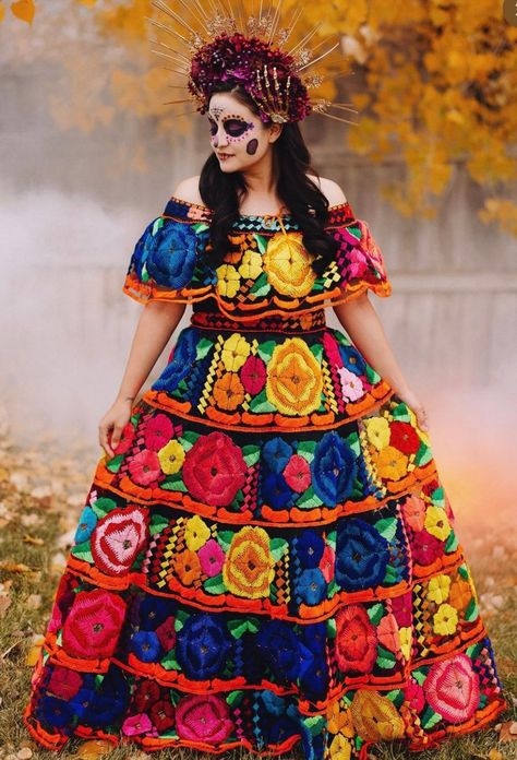 Traditional Chiapas Mexican Dress. Suit for Parties. Dress for - Etsy Catrina Dress, Chiapas Dress, Coco Theme Party, Dress Hand Embroidery, Red Quinceanera Ideas, Mexican Clothes, Native Mexican, Traditional Mexican Dress, Day Of The Dead Party